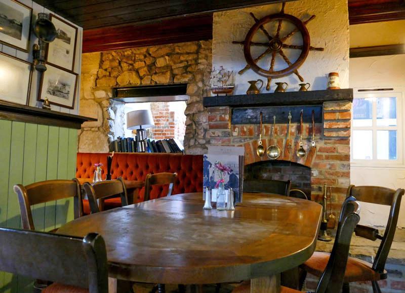 The Crab And Lobster Inn 벰브리지 외부 사진
